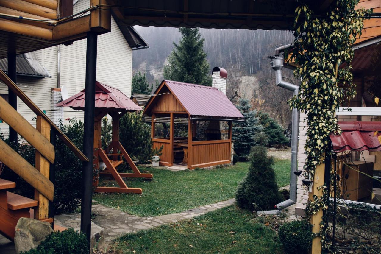 Cottage Nezabudka Jaremče Exteriér fotografie